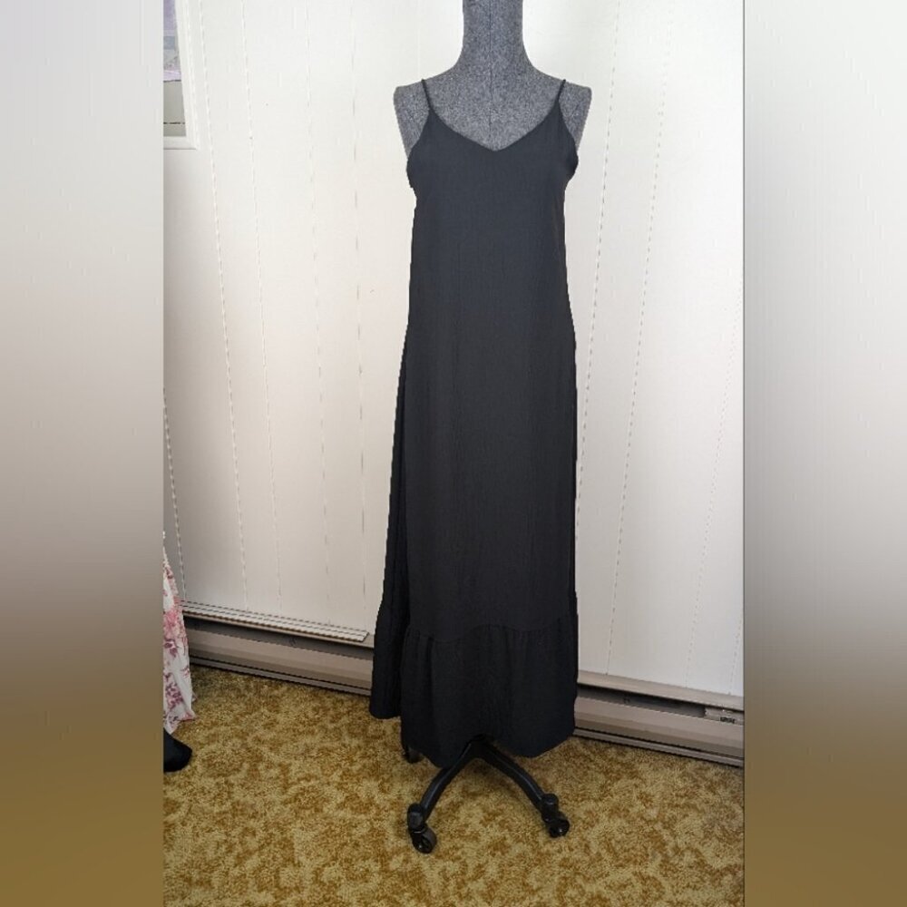Avery Rayne Black Sleeveless V-Neck Knee-Length Dress large - Picture 3 of 9